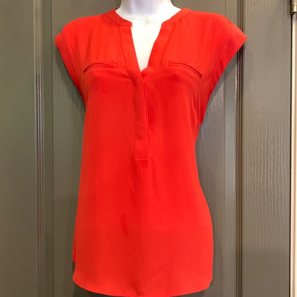 Short sleeved coral V-neck brows by THE LIMITED